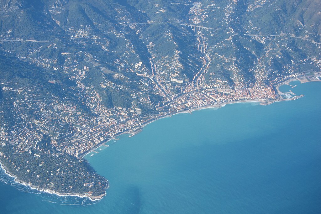 Toiture Menton